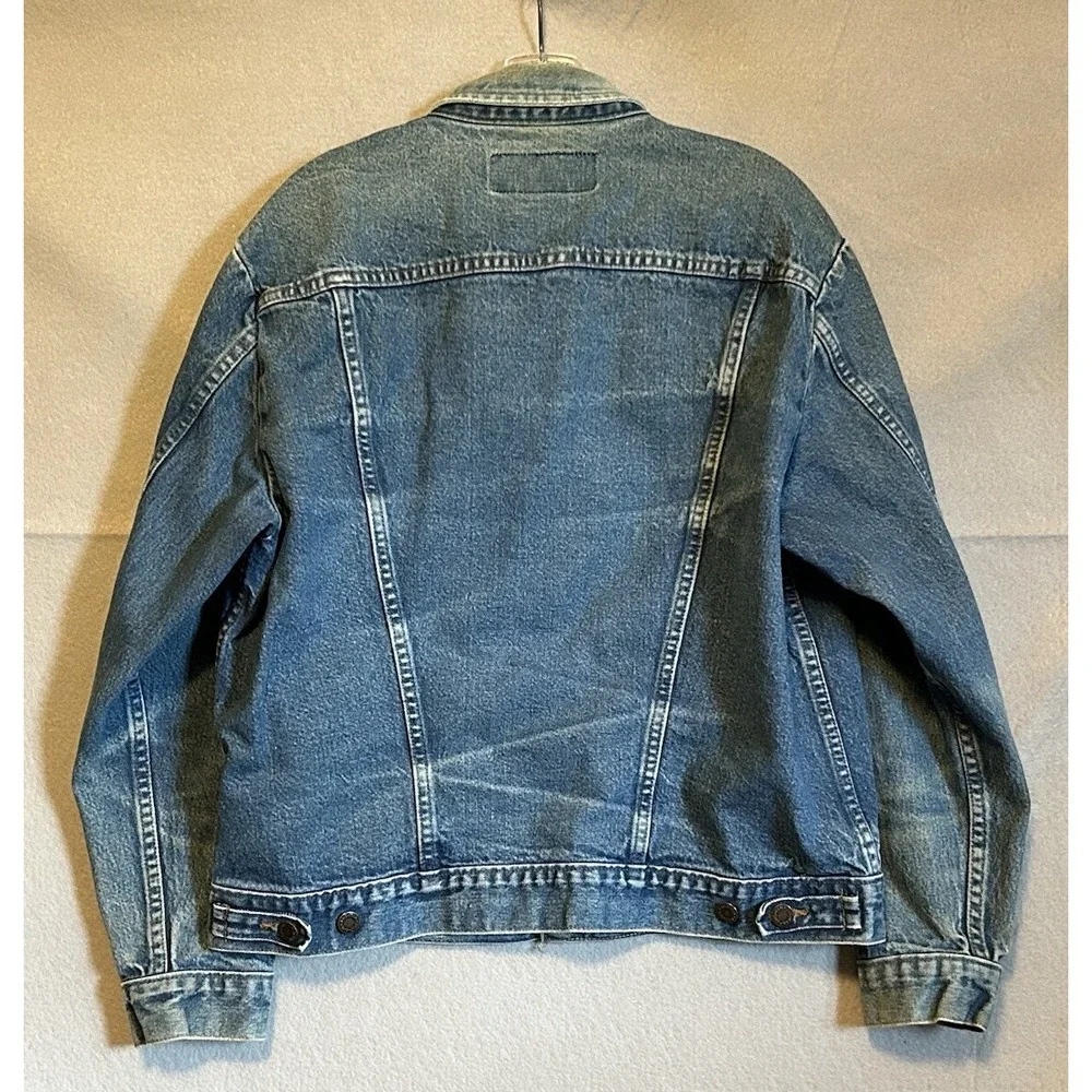 Wrangler added snaps